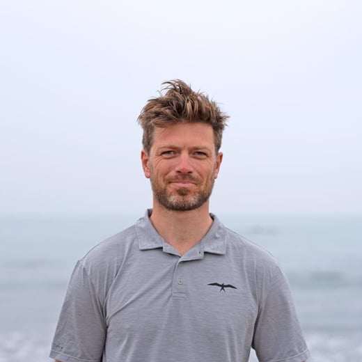 Oliver Huntsman Headshot Square